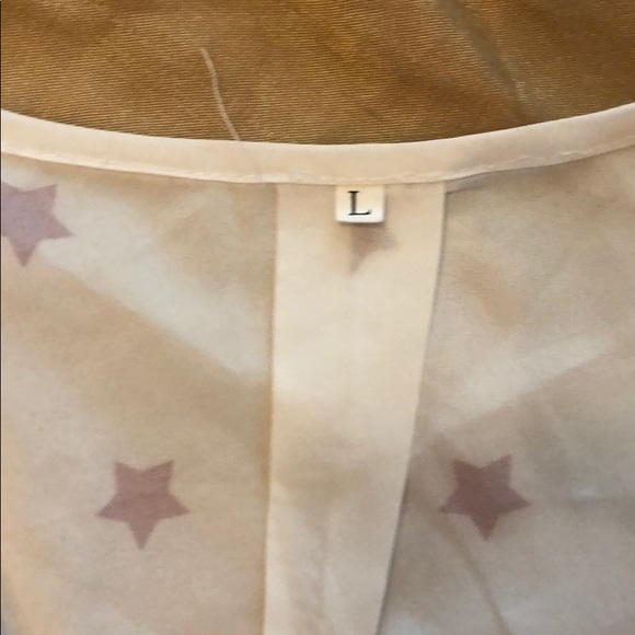 Star patterned top - Picture 6 of 6